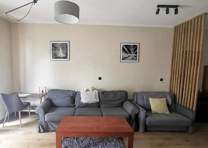 Quiet Cozy Apartment